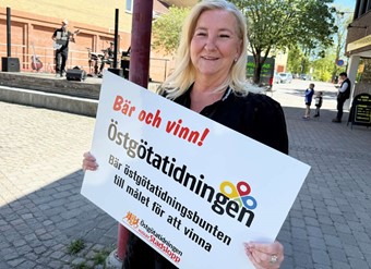 �stg�tatidningens �gare �sa Brage visade v�gen till tidningsbunten som en stark l�pare kunde ta med sig in i m�l. Foto: Sara Anderberg