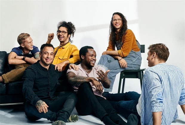 Mansorganisation fr 350 000 kronor