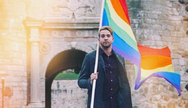 Motalas RFSL-ordfrande hotades  fick std av polis