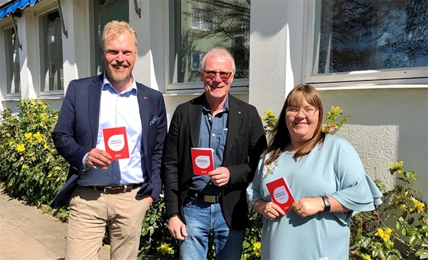 Kommunanst�llda f�r presentkort p� 300 kronor