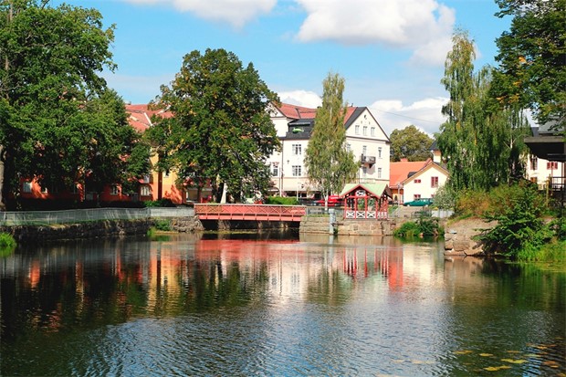 �sterg�tland f�rv�ntas ha fler �n 500 000 inv�nare 2040