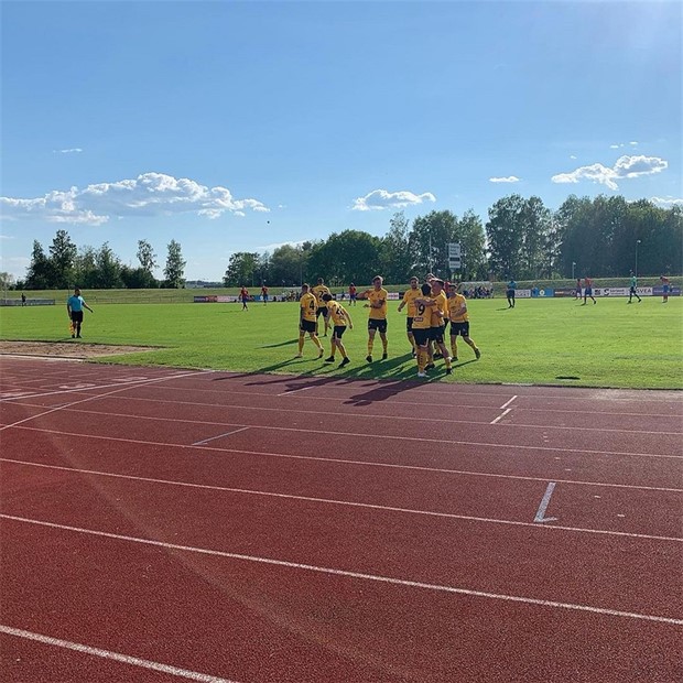 Krigarinsats gav MAI premirpong 