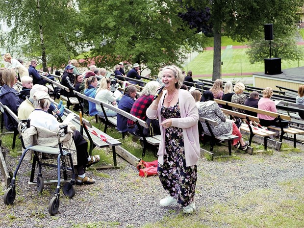 Allsngen i Boxholm lockar  och rymmer bde egna uttryck och klassiska snger