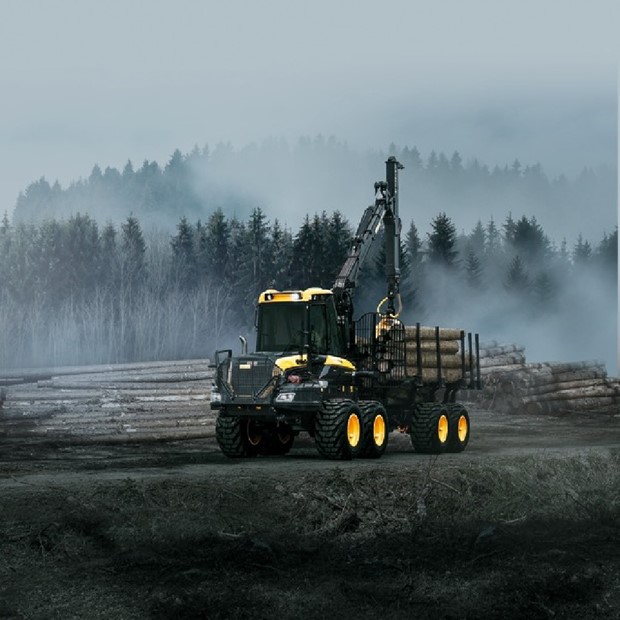 �ver 50 �r med skogsmaskiner