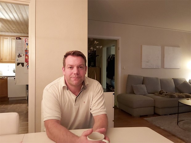 Heltidsjobb i deshg och sportkommentator i tv  Vadstenabon fyller dagarna vl 