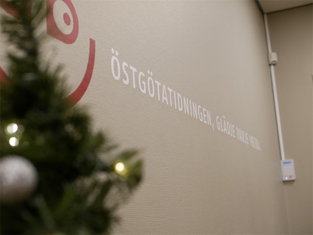 KR�NIKA: Nobels fredspris ocks� till �stg�tatidningen? 