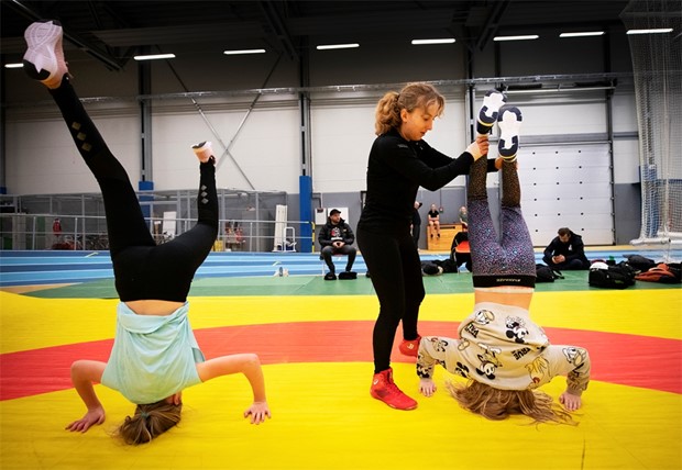 Brottningen tar greppet om barnidrotten 