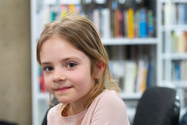 Ung tolk gr stor nytta