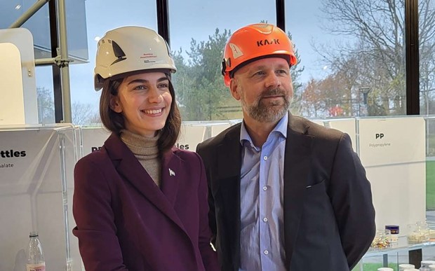 V�rldens st�rsta plast�tervinning finns i Motala