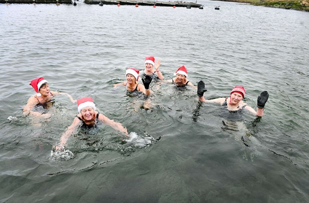 Vinterbad med julknsla: Inte tveka