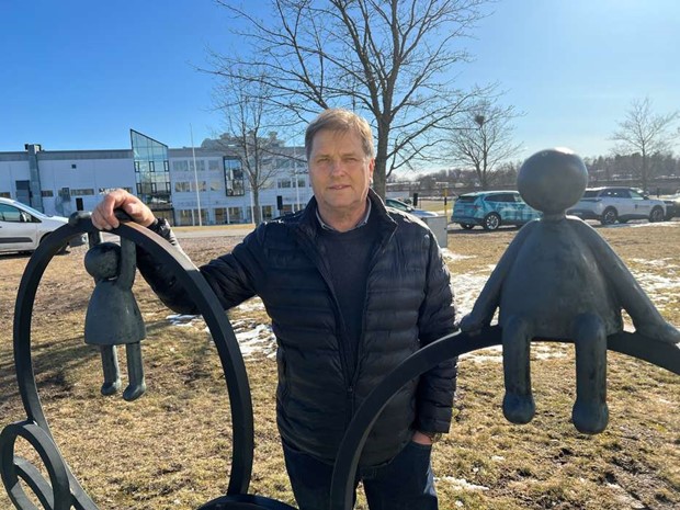 Lars-ke lmnar Platen efter tolv r