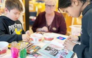 P�rlande pyssel p� lovet