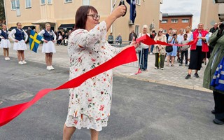 Tusentals kom n�r Kungsv�gen invigdes