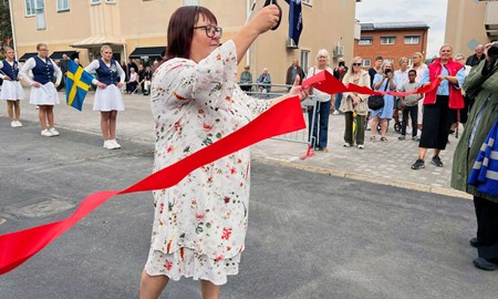 Tusentals kom n�r Kungsv�gen invigdes